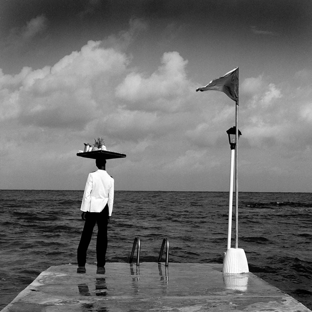 Waiter, Round Hill, Jamaica, 1989© Rodney Smith