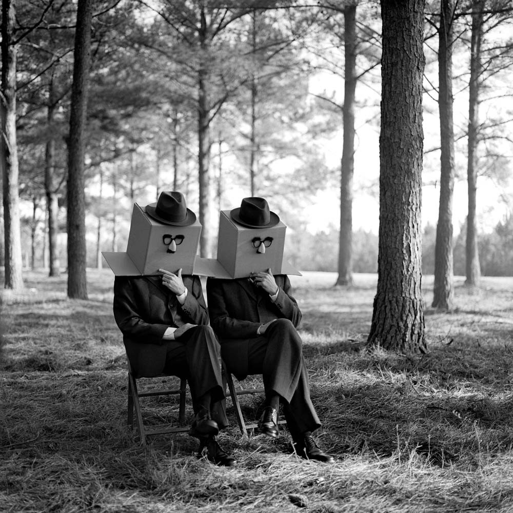 Men with Boxes on Head, Brunswick, Georgia, 2001© Rodney Smith