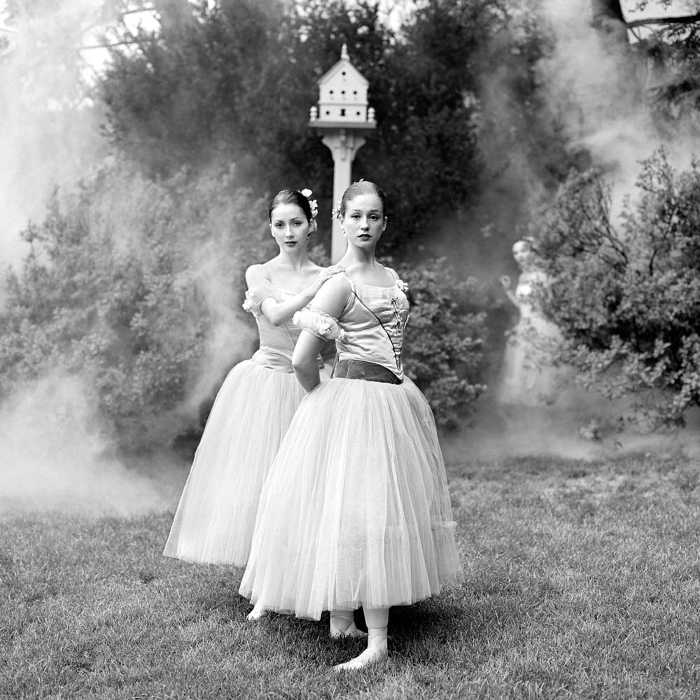 Elena and Jessy at Birdhouse, Snedens Landing, New York, 1999© Rodney Smith